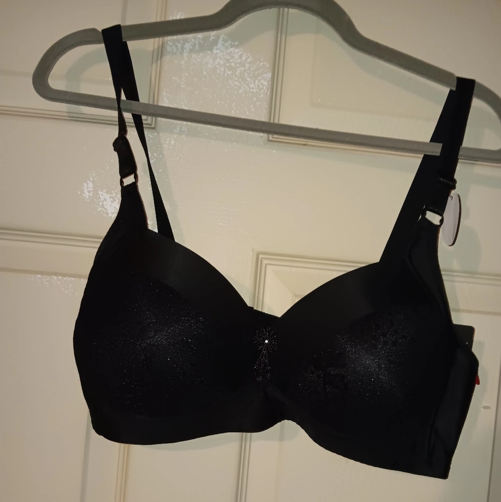 Valentina Black Full-Coverage Bra with Adjustable Straps 42 C Lace Detail
